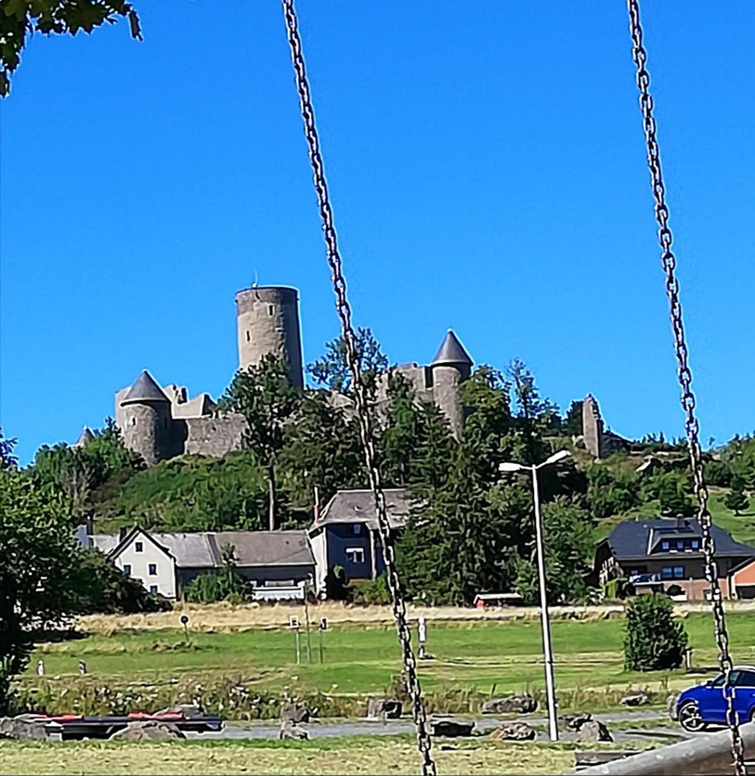 Am Lindenbaum, Ferienwohnung In Siebenbach Am Nuerburgring Exterior foto